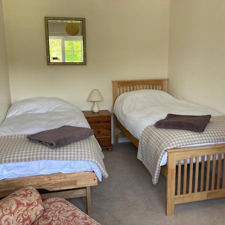 Bed and Breakfast Meadowland Farm à Dolton Extérieur photo